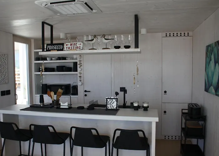 아파트 Buqez Sunrise 62 *